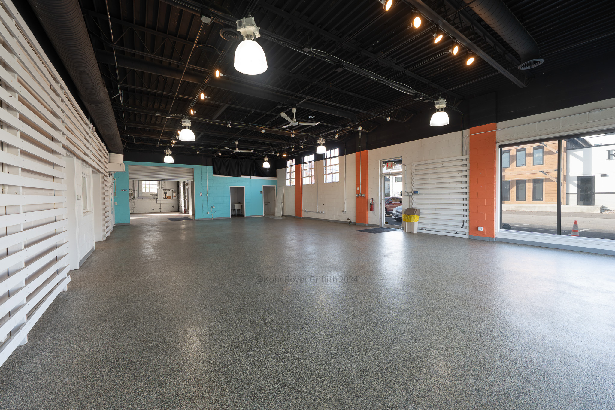 Retail industrial flex showroom space for lease or sale