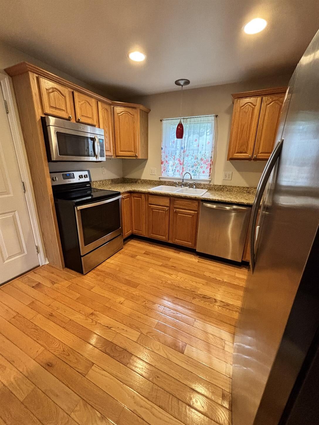 1783 Gerrard Ave Grandview